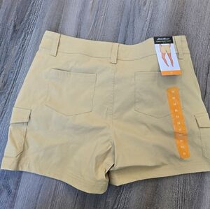 Eddie Bauer Khaki Cargo Pocket Shorts 12 NWT